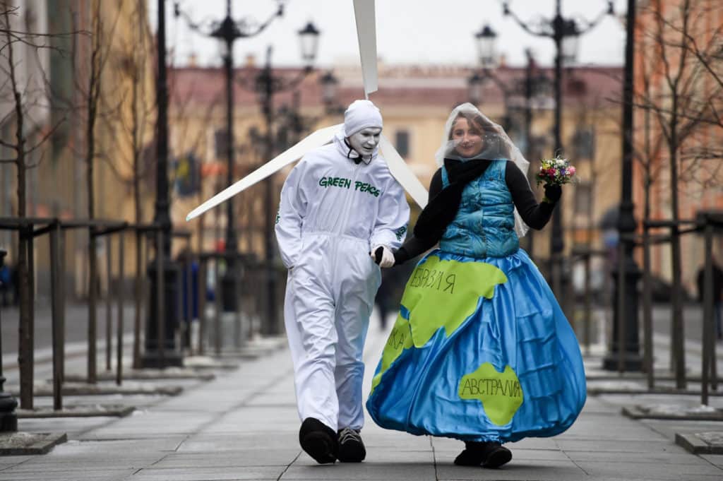 Der Weg in eine hundert  Prozent erneuerbare Stromzukunft