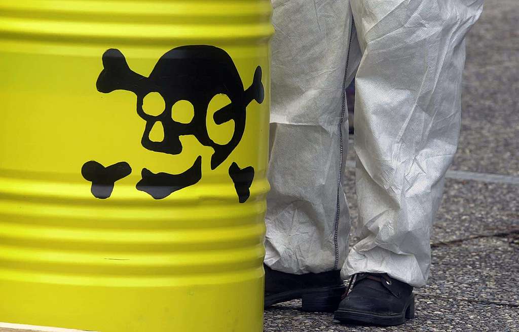 Mehr Schutz vor gefährlichen Chemikalien gefordert