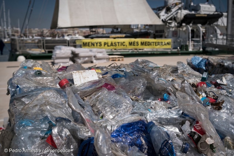Medienhinweis/Medienmitteilung Schifftour: Greenpeace dokumentiert Plastikverschmutzung des Mittelmeeres