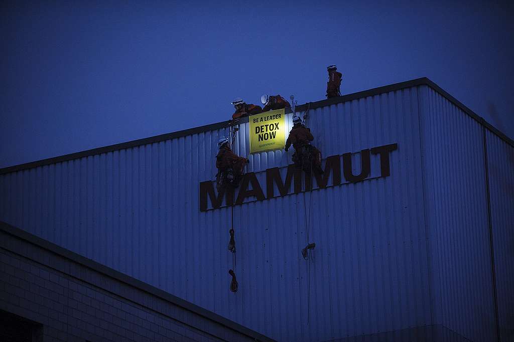 Gesprächsbereit: Aktion bei Mammut beendet