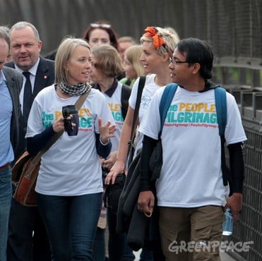 Naradev Yeb Sano und weitere TeilnehmerInnen der «People's Pilgrimage» in Sidney.