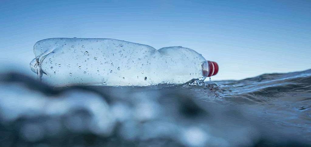 Coca-Cola, Pepsi und Nestlé überfluten die Welt mit Plastik