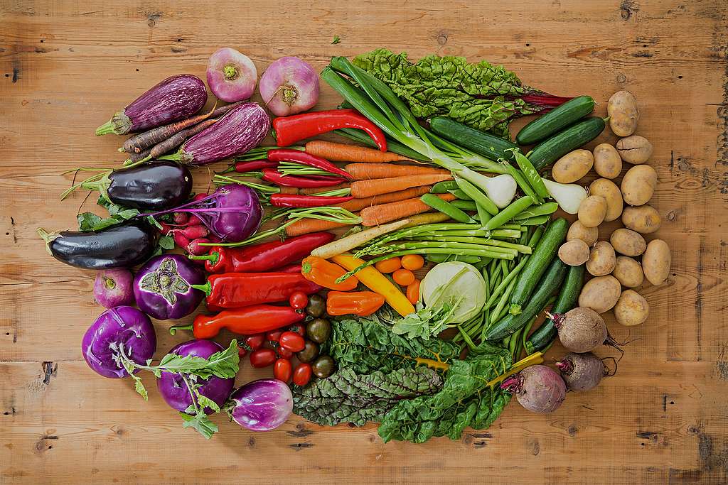 Une alimentation sûre demande plus de nature et moins de pesticides