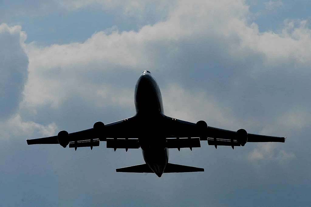 Climat: volez moins!