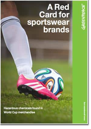 Rote Karte für Sportmarken: giftige Chemikalien in WM-Produkten