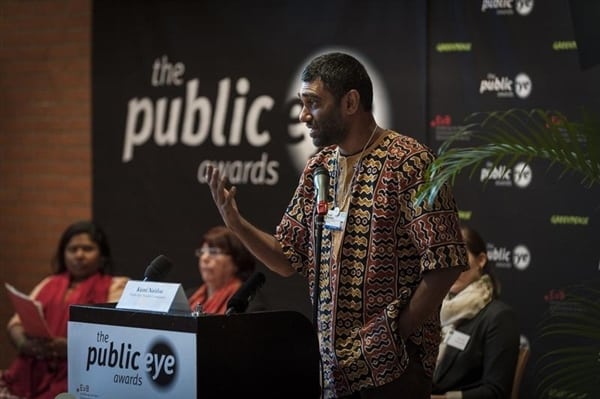 Kumi Naidoo lors de la cérémonie des Public Eye Awards 2014, à Davos