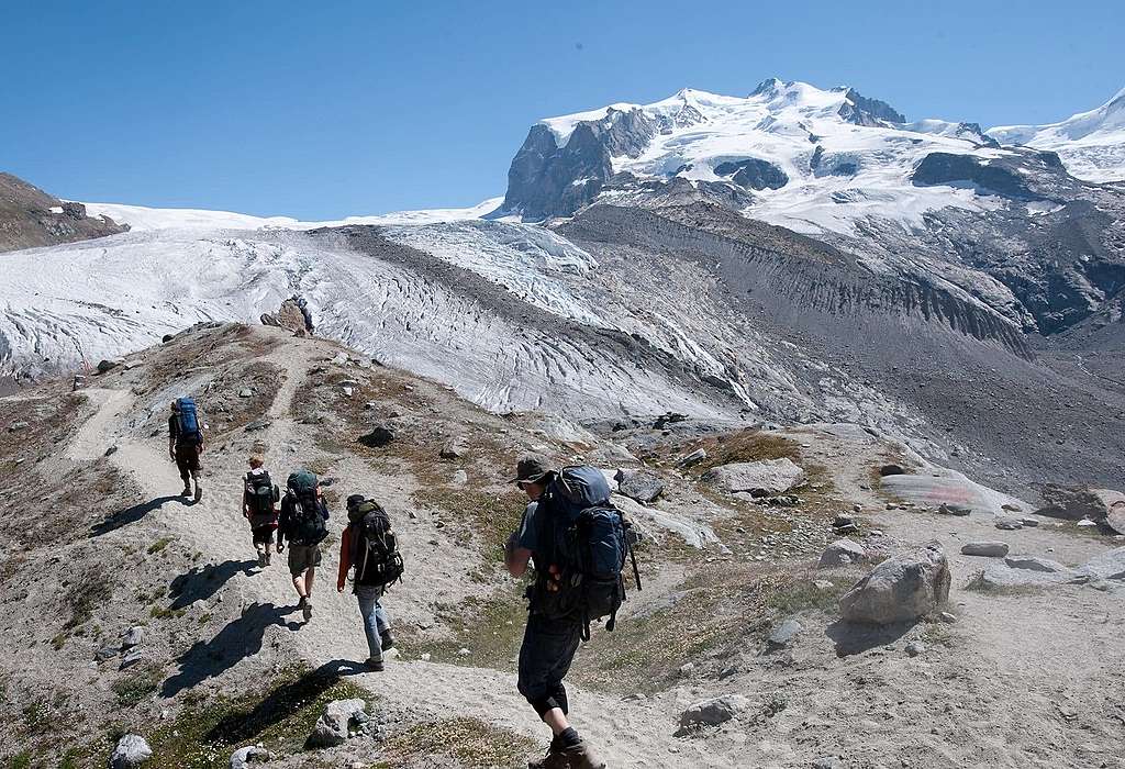 Mutige KlimaschützerInnen brauchen deine Unterstützung