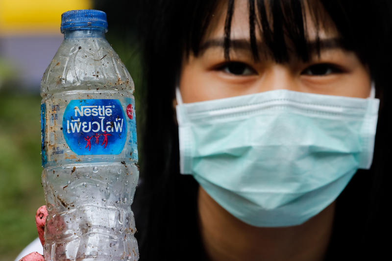 Medienkommentar: Nestlé zweitgrösster Plastikverschmutzer der Welt