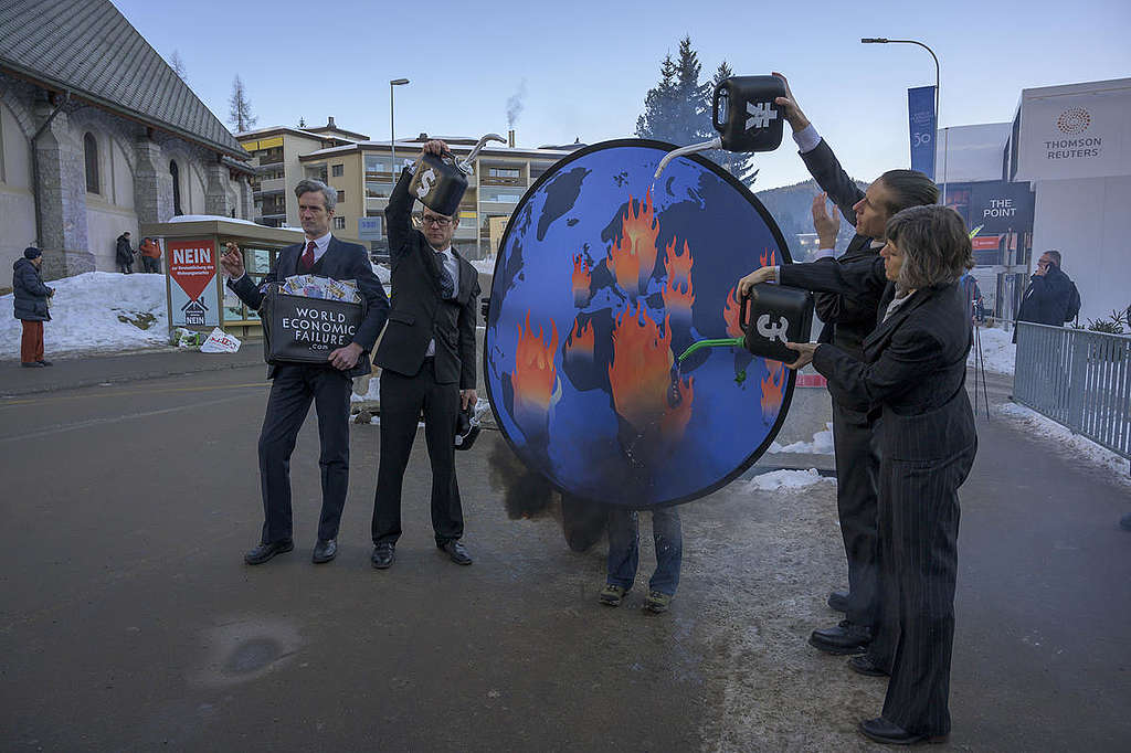 World Economic Failure: Die Finanzierer des Klimawandels am Pranger