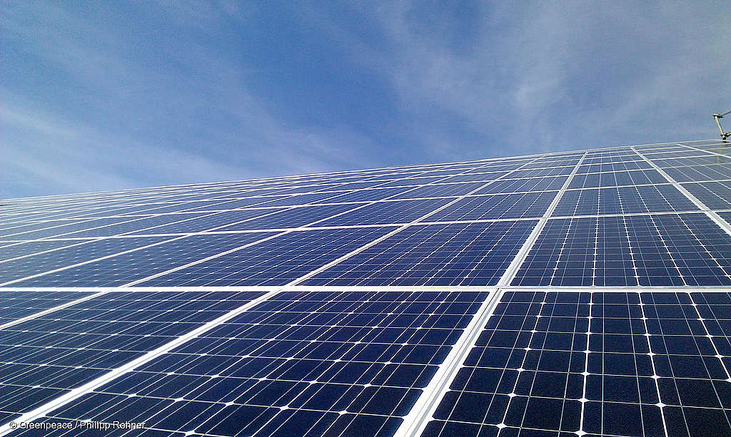 Pénuries d’électricité: la Suisse a besoin d’un essor rapide du solaire et non de nouvelles centrales à gaz!