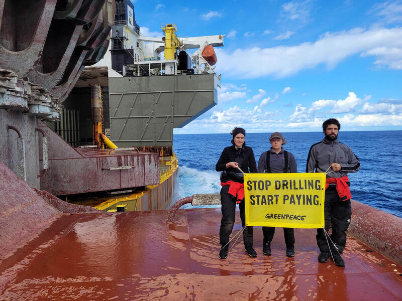 Aktivist:innen auf Shell-Plattform weiten Protest aus