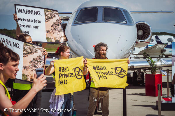 ​​Privatjet-Verkaufsmesse in Genf: Klimaaktivist:innen aus Polizeigewahrsam entlassen