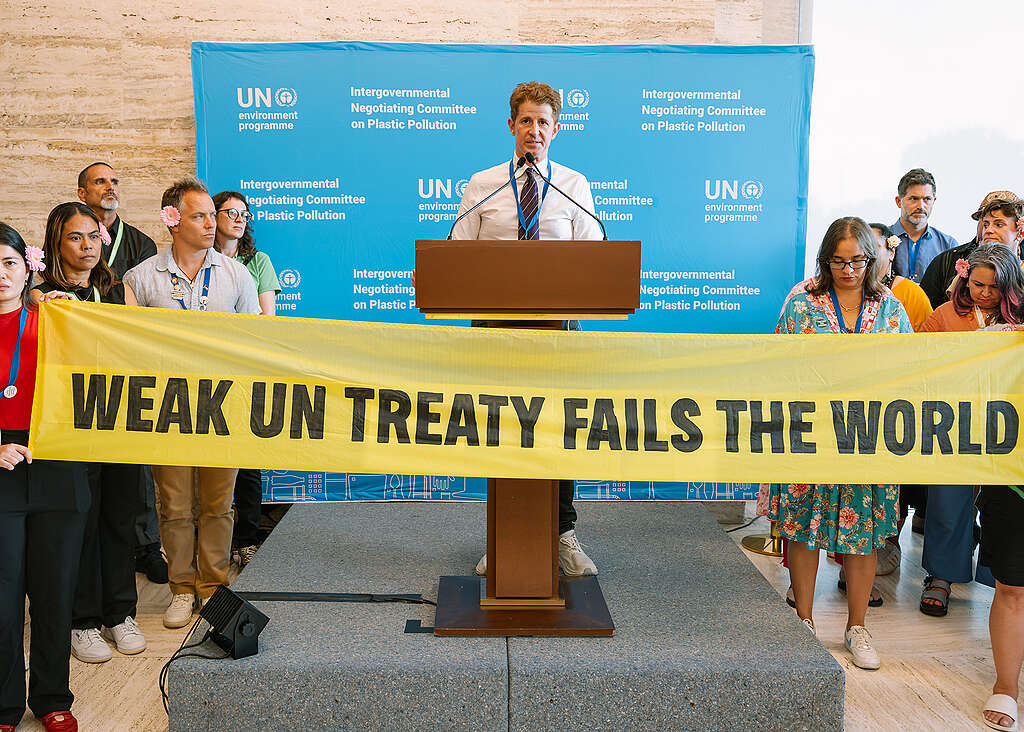 Le traité international sur les plastiques en négociation à Genève