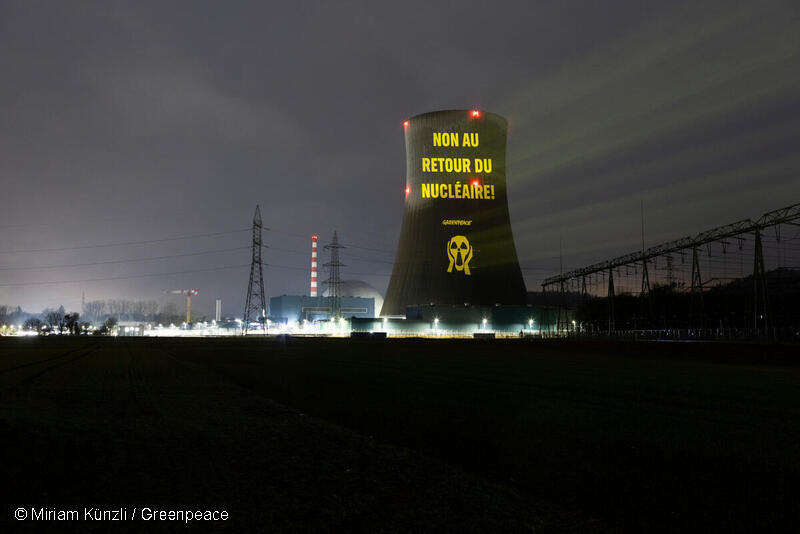 Sécurité nucléaire: des militant·es Greenpeace dénoncent le danger que représente la centrale de Gösgen depuis des décennies