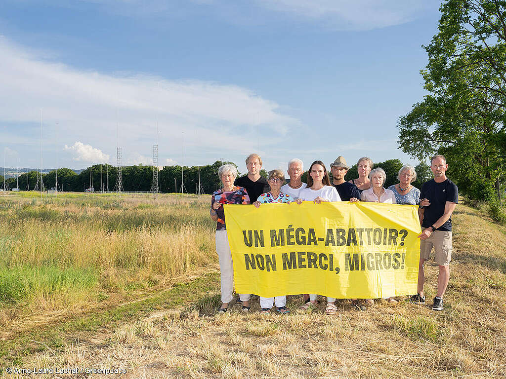 Micarna Slaughterhouse Protest Photoshoot in SwitzerlandFotoshooting zum Protest vor dem geplanten «Micrarna» Schlachthaus